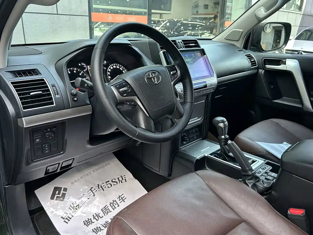 Toyota Prado — миниатюра 10