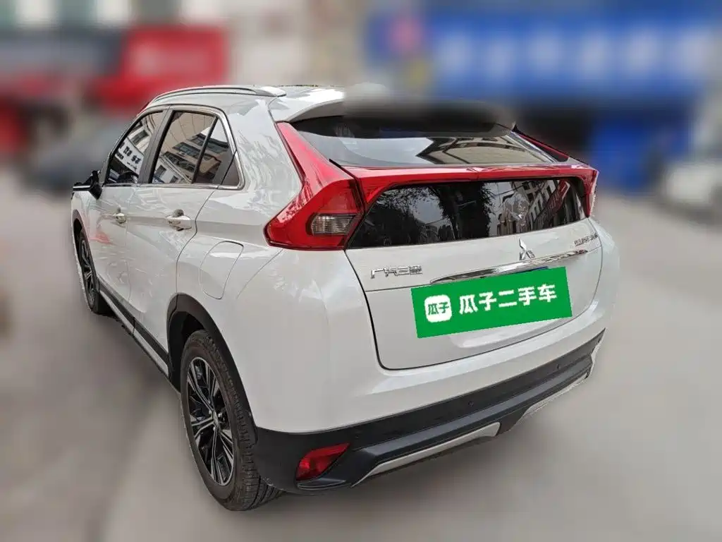 Mitsubishi Eclipse Cross — миниатюра 25