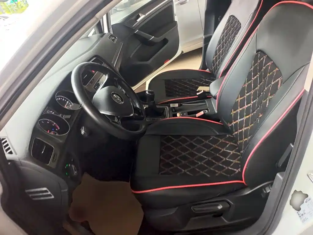 Volkswagen Golf — миниатюра 15