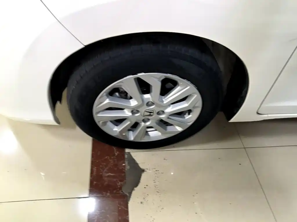 Honda Fit — миниатюра 23