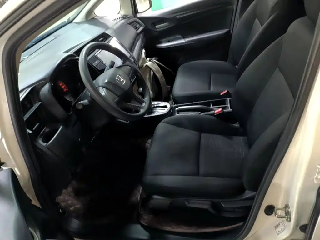 Honda Fit — миниатюра 15