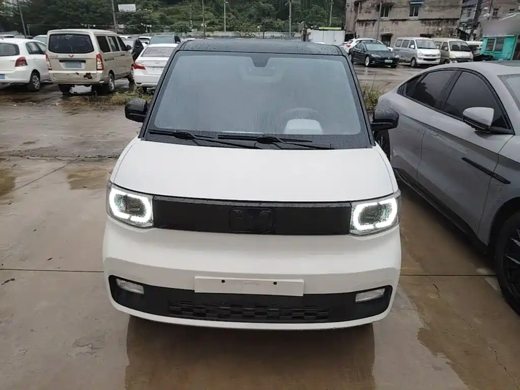 Wuling MINIEV — миниатюра 3