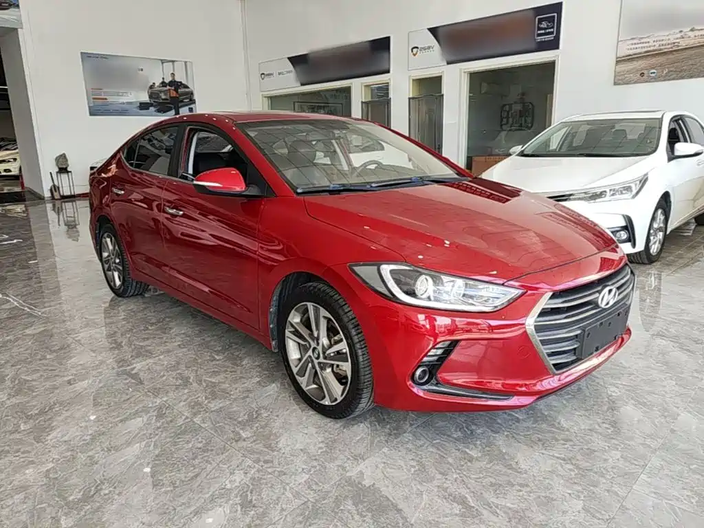 Hyundai Elantra — миниатюра 4