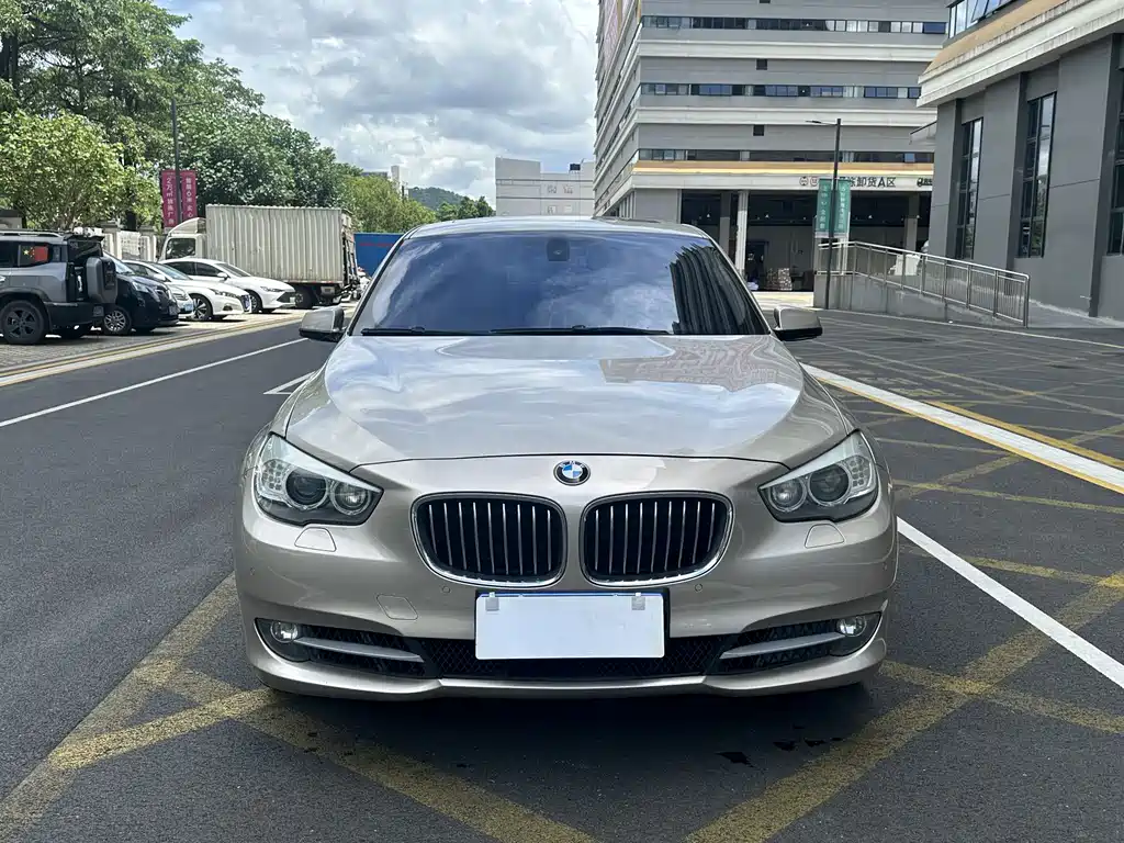 BMW 5 Series GT 5 GT 2010 535i Luxury