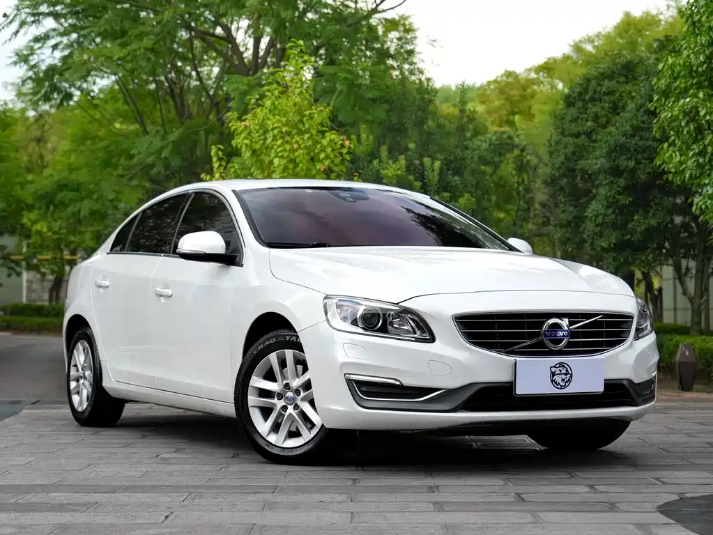 Volvo S60 — миниатюра 3
