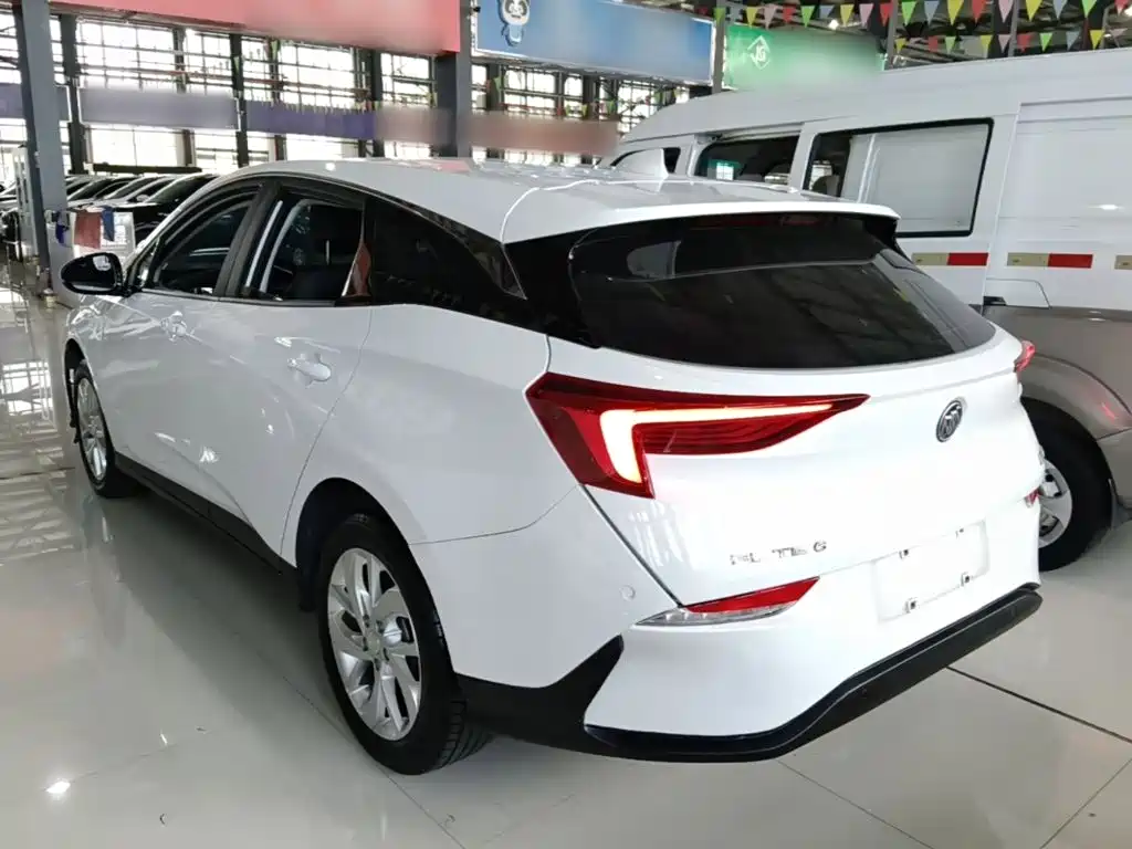 Buick Velite 6 — миниатюра 5