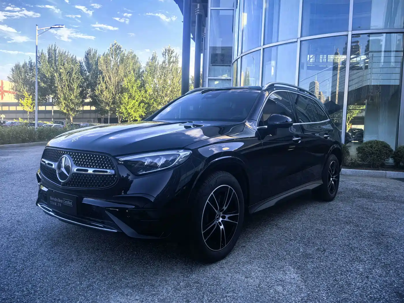 奔驰GLC 2025款 改款 GLC 260 L 4MATIC 豪华型 2025