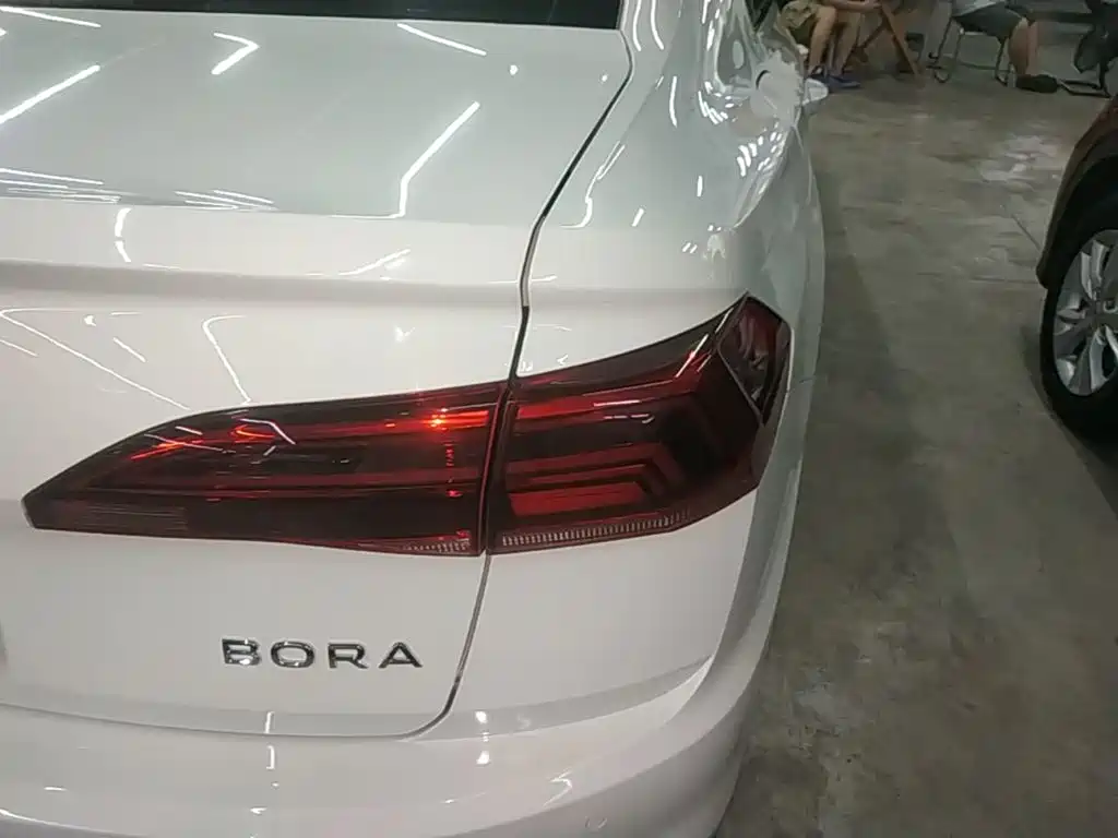 Volkswagen Bora 2021 1.5L AT Fashion Smart Connect