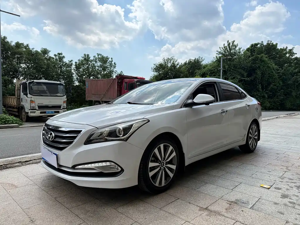 Hyundai Mistra