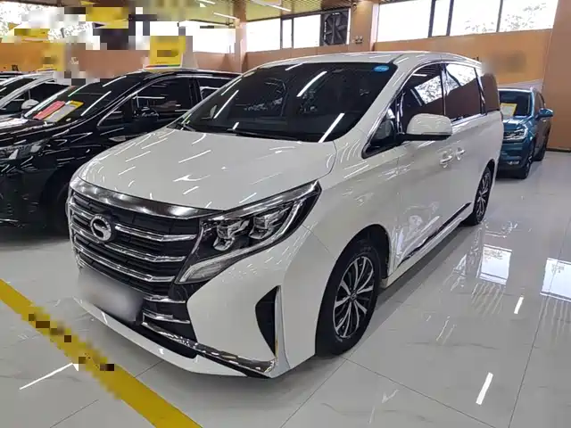 GAC Trumpchi M8