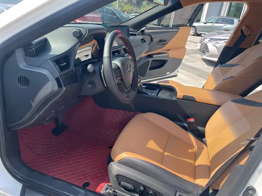 Lexus ES — миниатюра 10