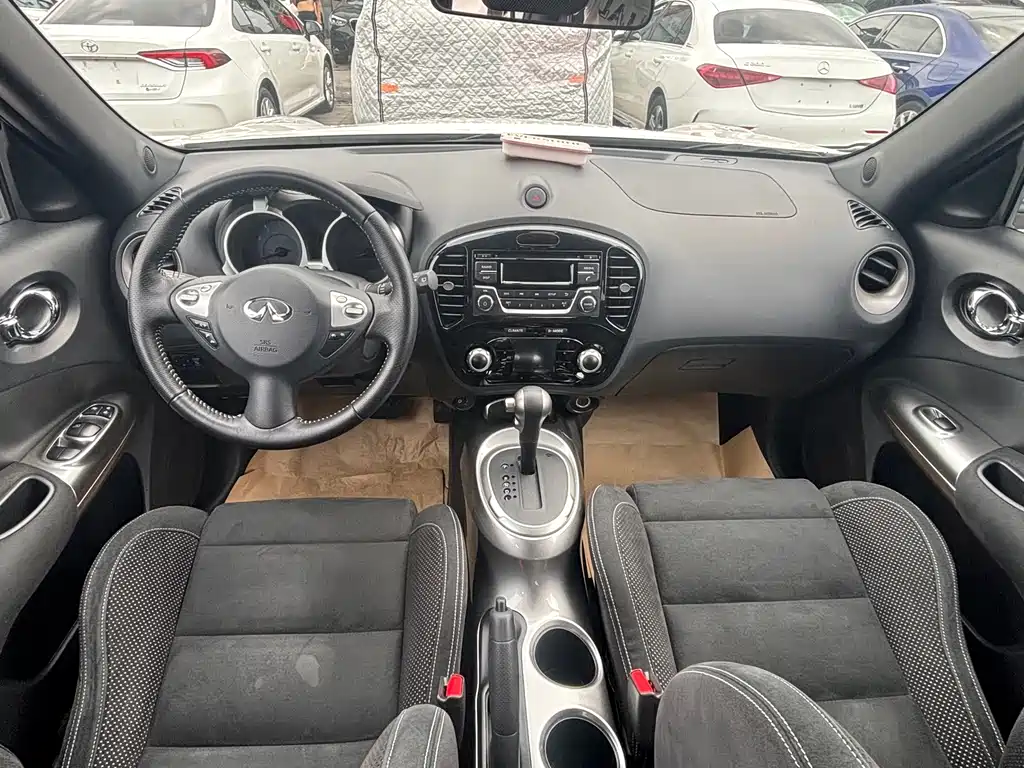 Infiniti ESQ — миниатюра 13
