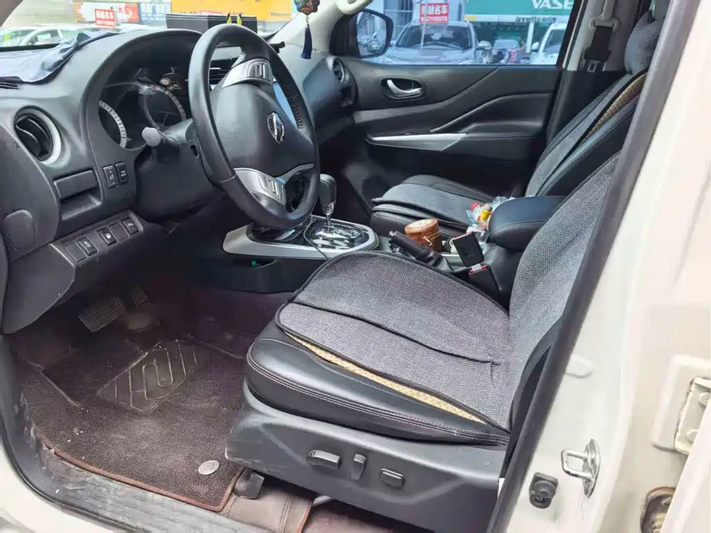 Nissan Terra — миниатюра 2