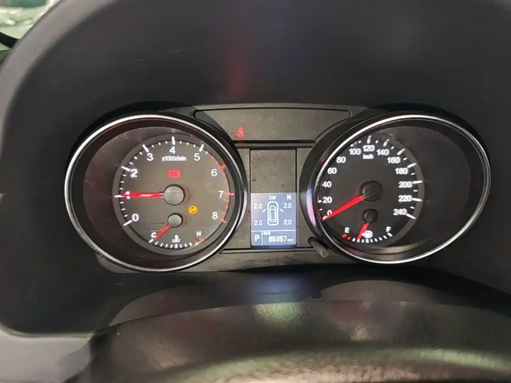 Haval M6 — миниатюра 12