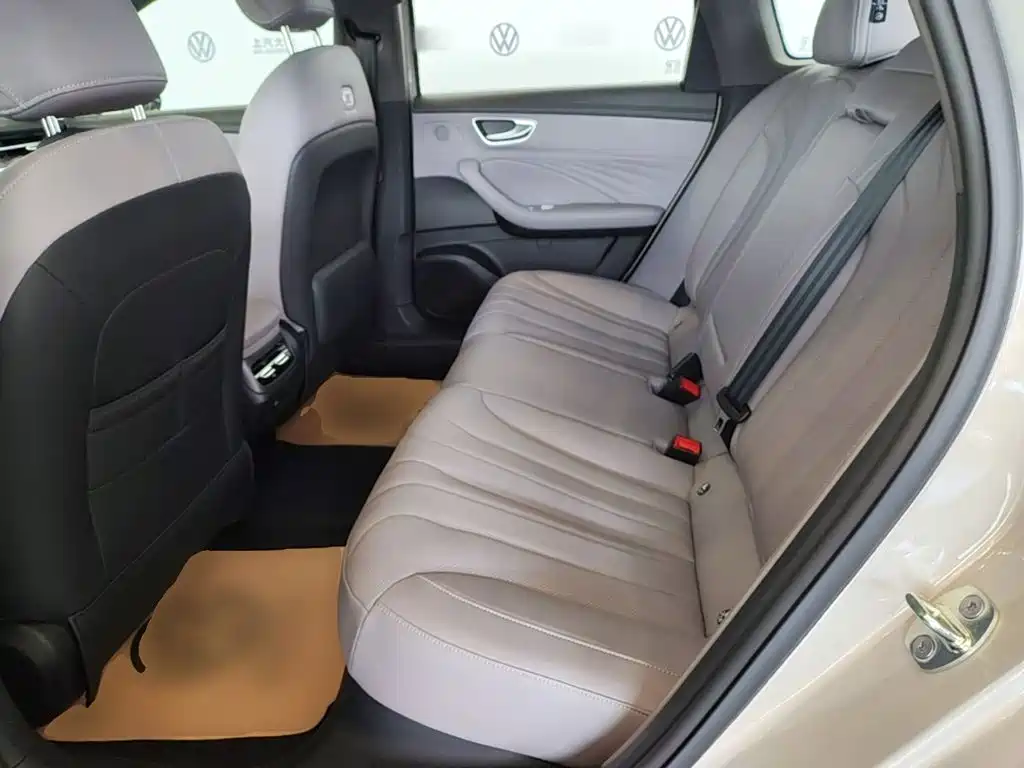 Roewe M7 DMH — миниатюра 17