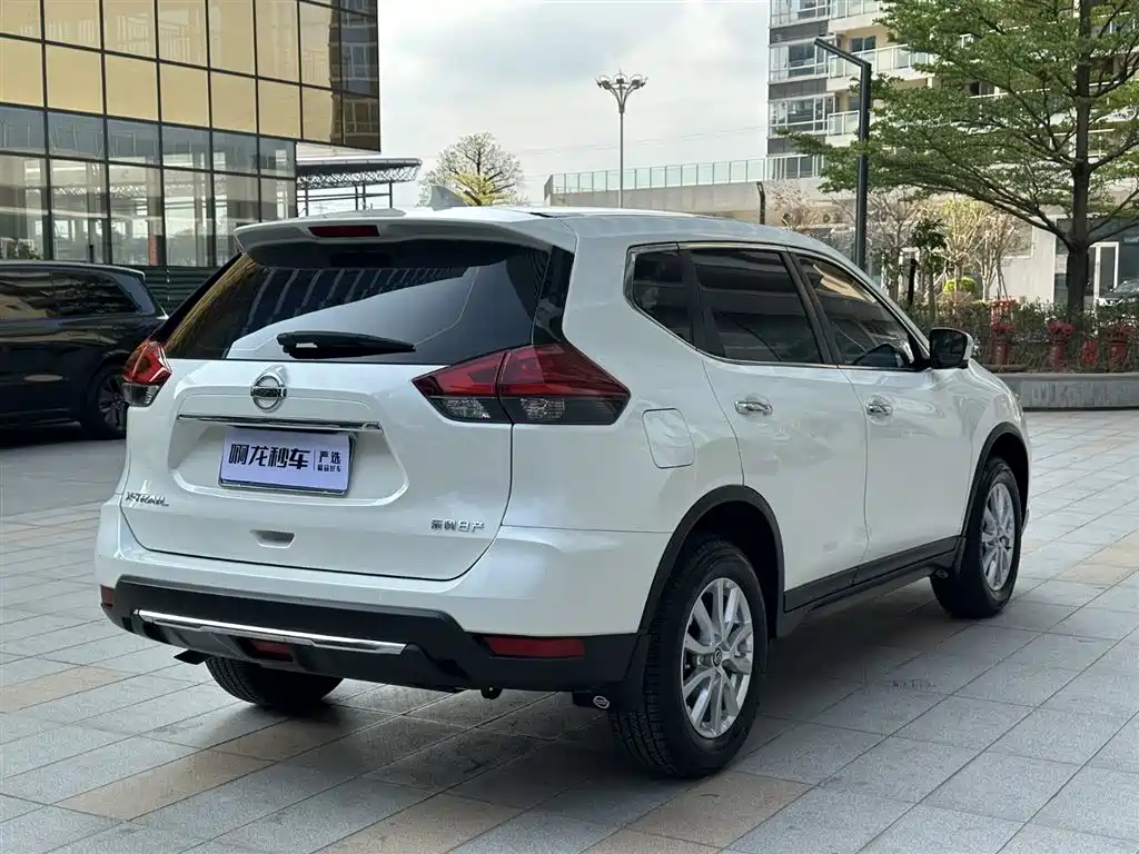 NISSAN QIJUN