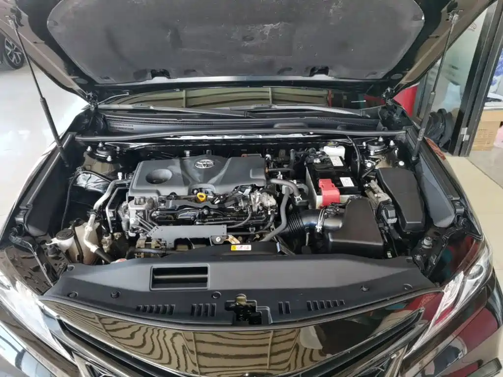 Toyota Camry — миниатюра 20