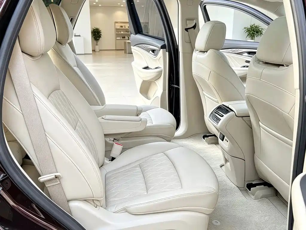 Buick Enclave — миниатюра 13