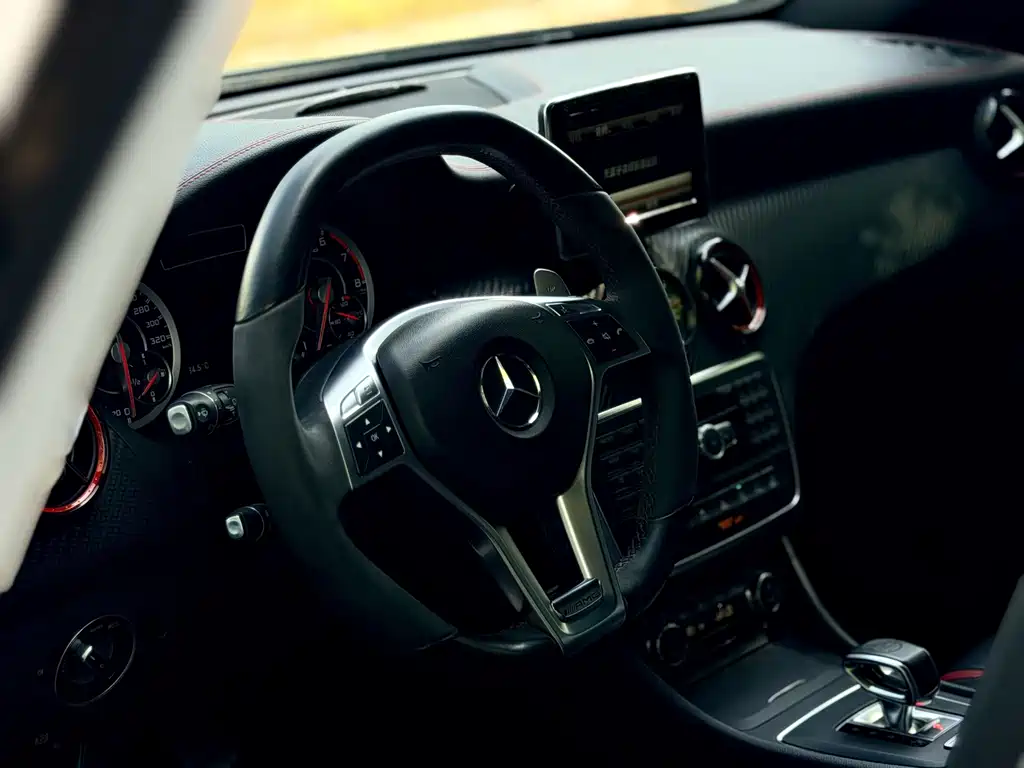 Mercedes-Benz A-Class AMG (Import) — миниатюра 12