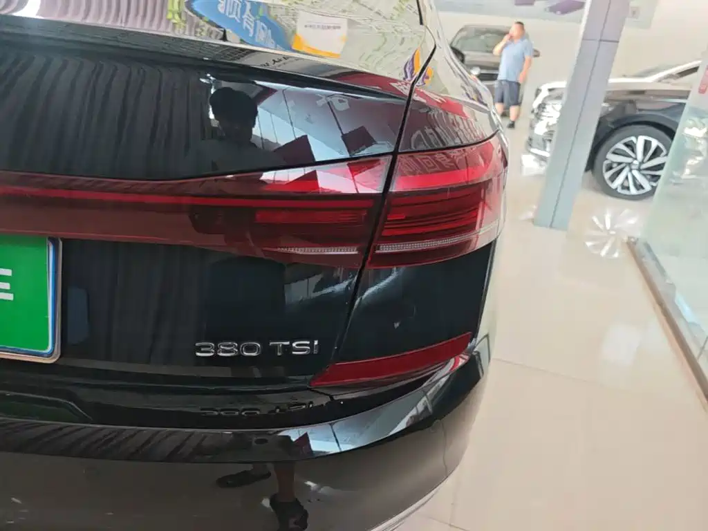 Volkswagen Passat 2024 380TSI Elite