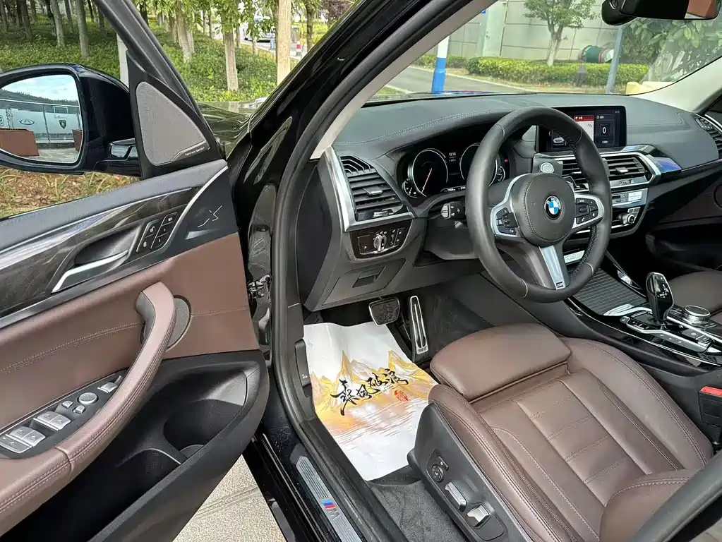 BMW X3 — миниатюра 4