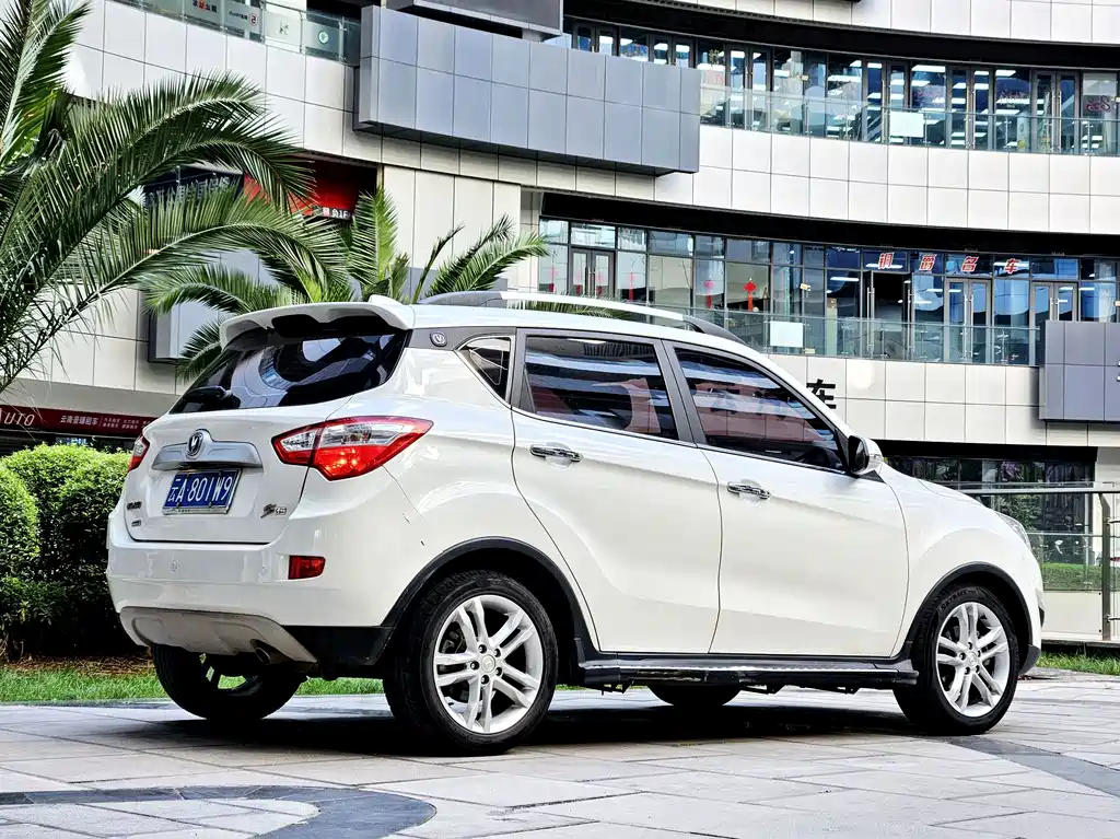 Changan CS35 — миниатюра 9