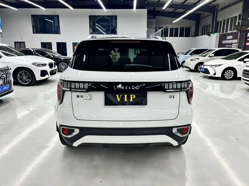 Lynk & Co 01 — миниатюра 8