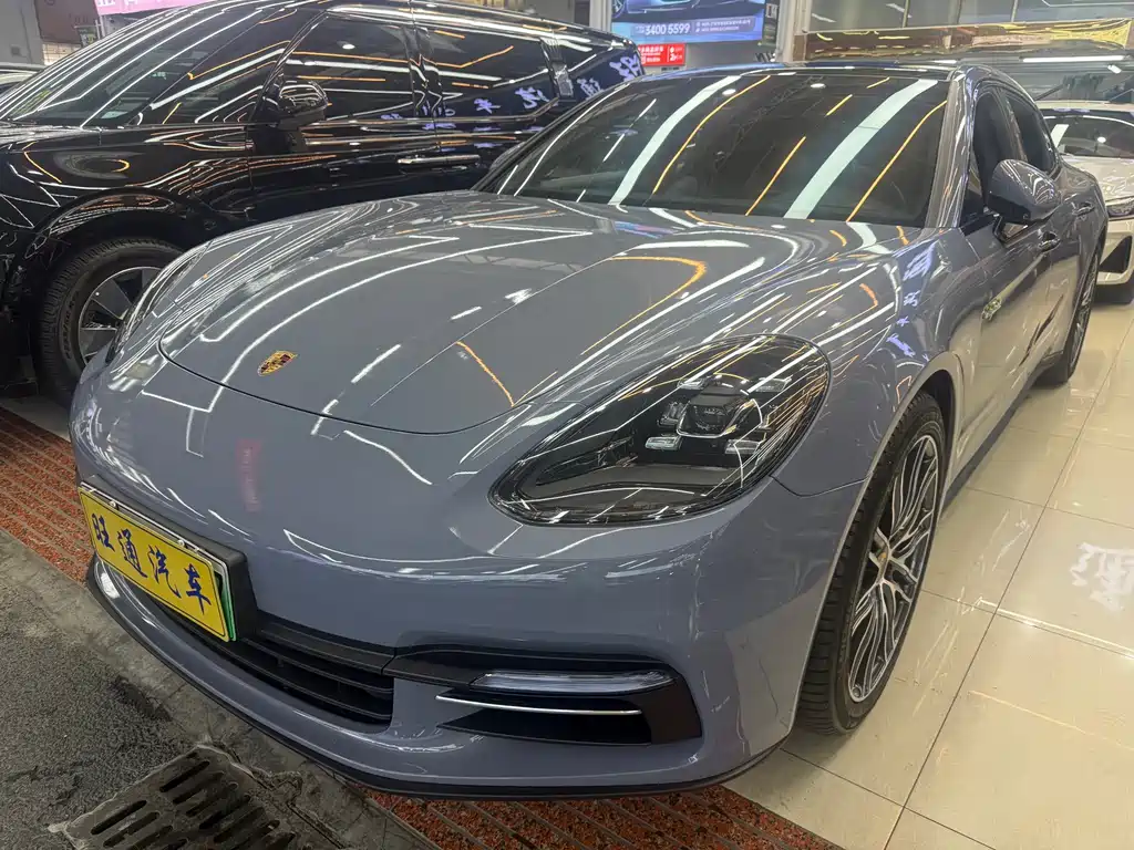 Porsche Panamera Hybrid