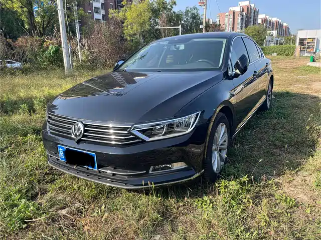 VOLKSWAGEN MAGOTAN 2017