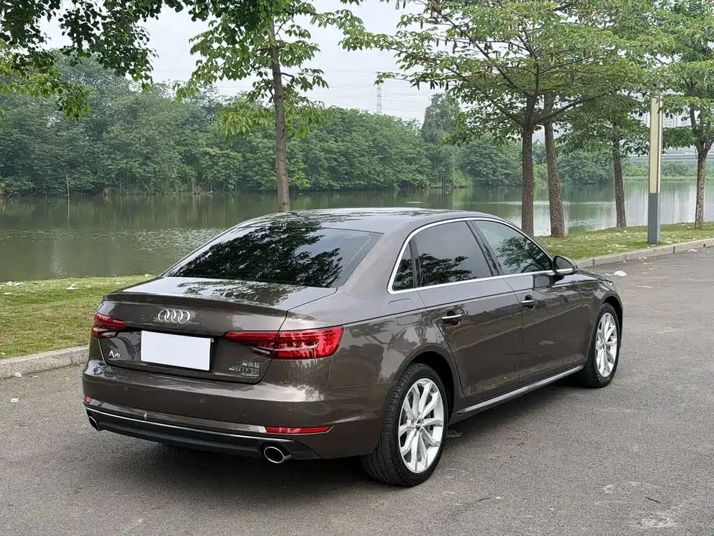 Audi A4L 2017 45 TFSI quattro