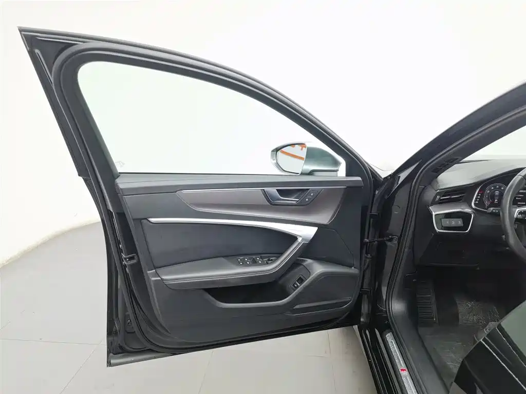 Audi A6L 2020 55 TFSI quattro Premium