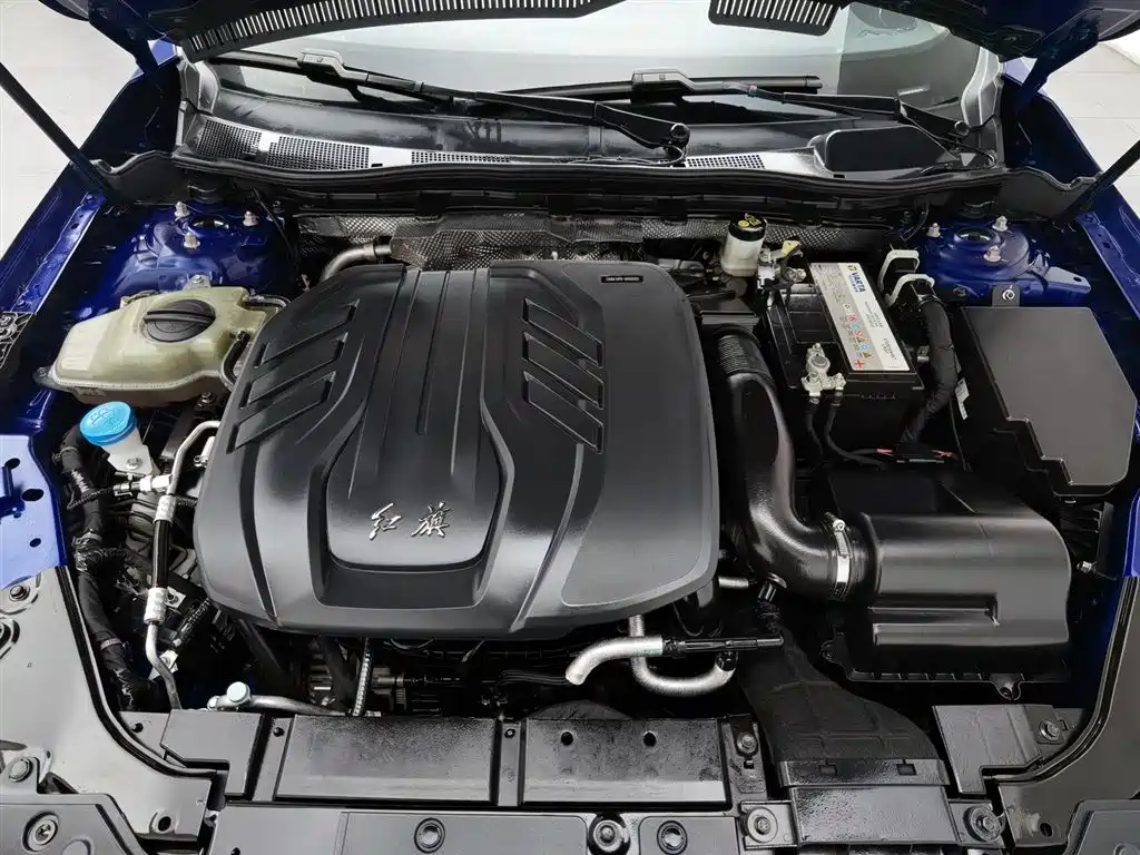 Hongqi H5 2022 1.8T AT