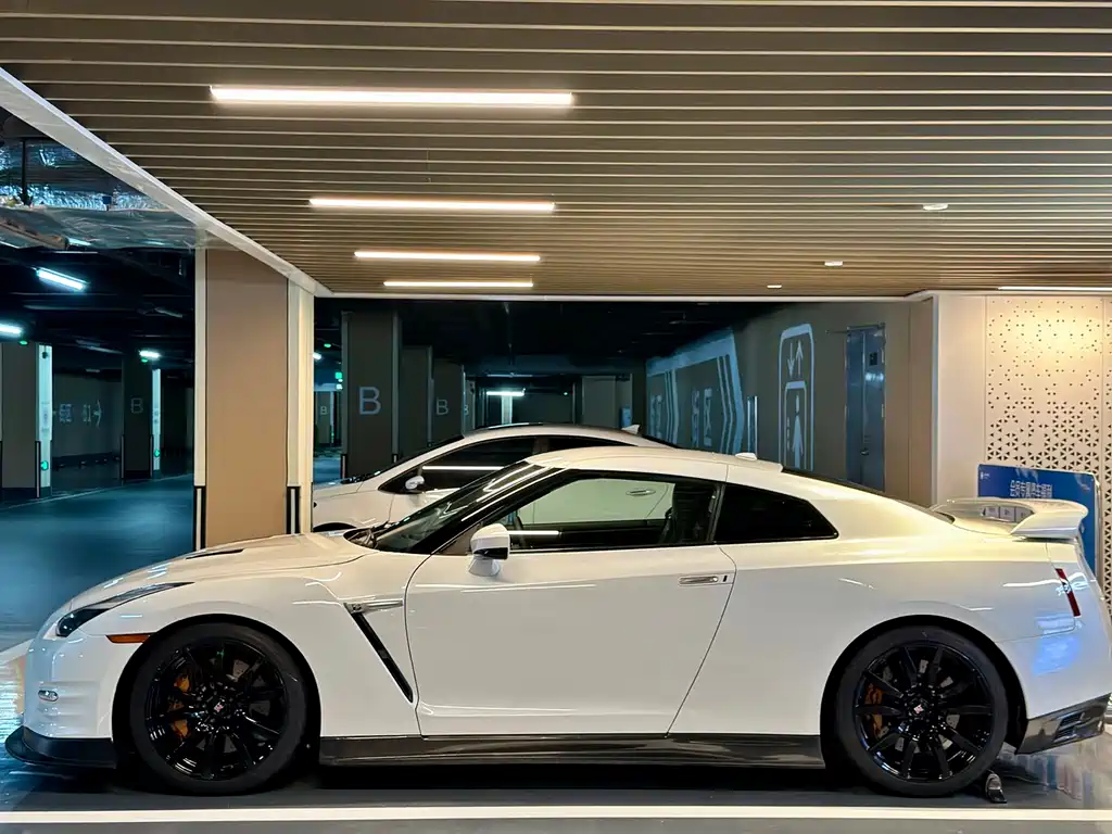 Nissan GT-R 2012 3.8T Premium Edition
