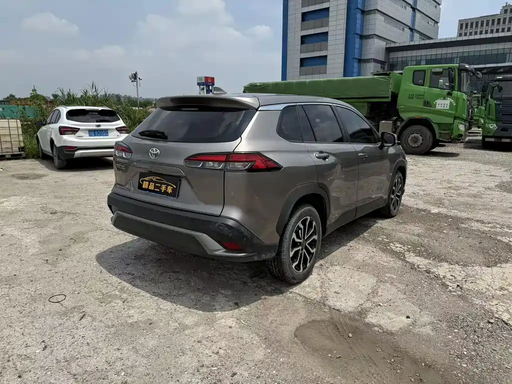Toyota Frontlander 2022 2.0L CVT Elite