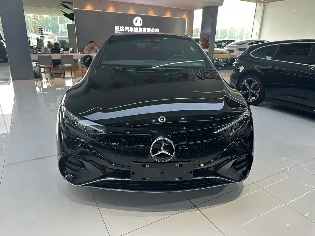 Mercedes-Benz EQE — миниатюра 2