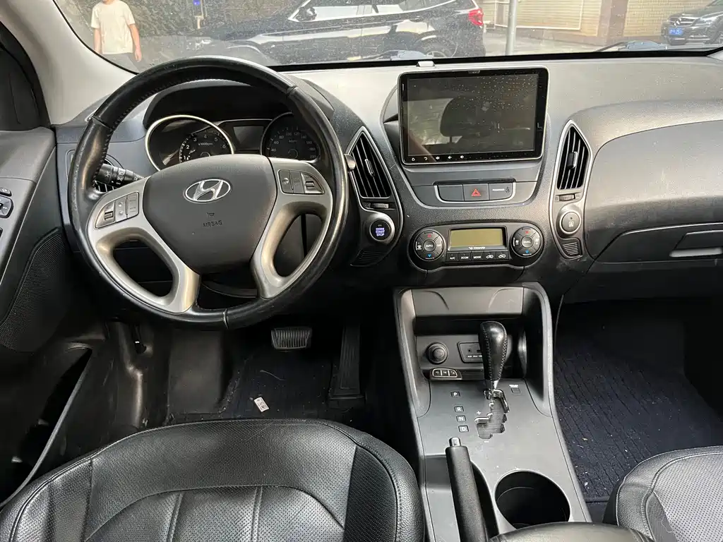 Hyundai ix35 — миниатюра 7