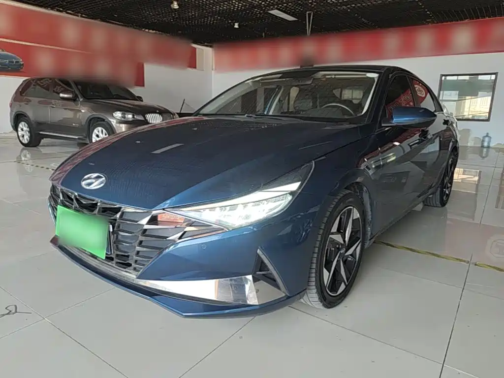 Hyundai Elantra — миниатюра 2