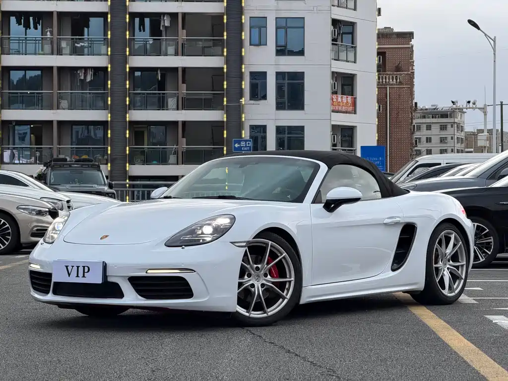 Купить Porsche 718