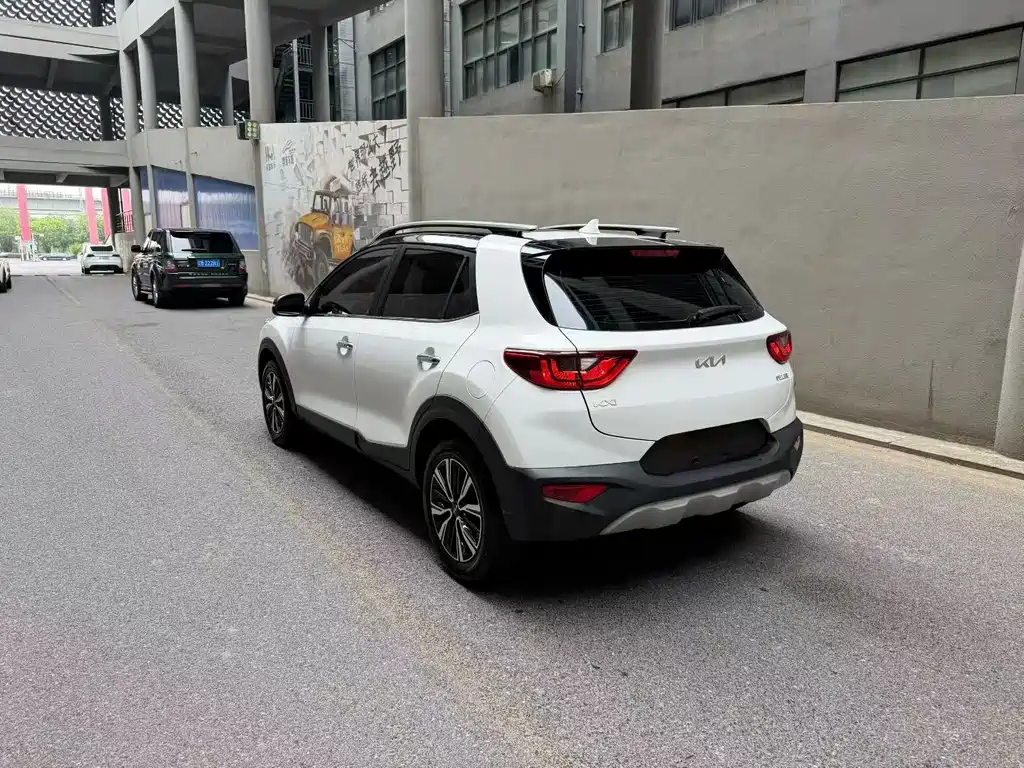 Kia KX1 2021 1.4L AT
