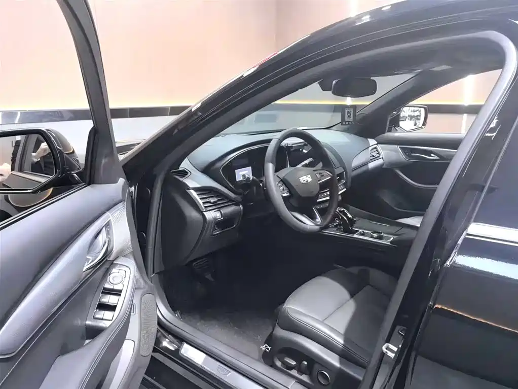 Cadillac CT5 2022 28T Luxury