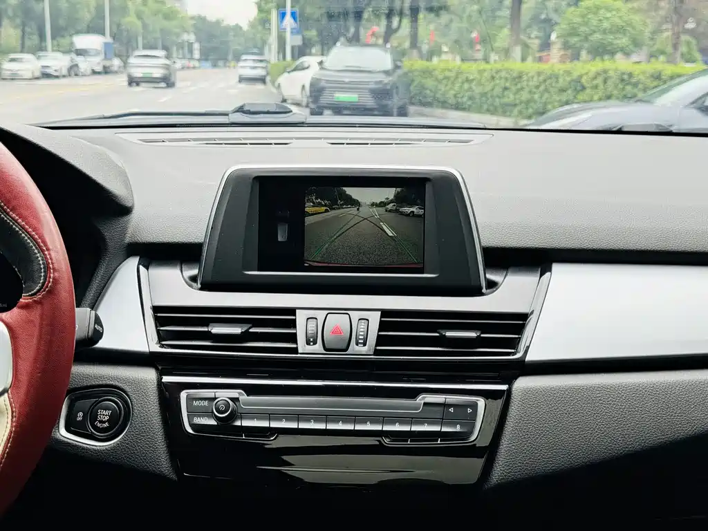 BMW 2 Series Gran Tourer — миниатюра 8