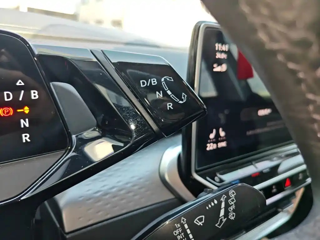 Volkswagen ID.6 X — миниатюра 14