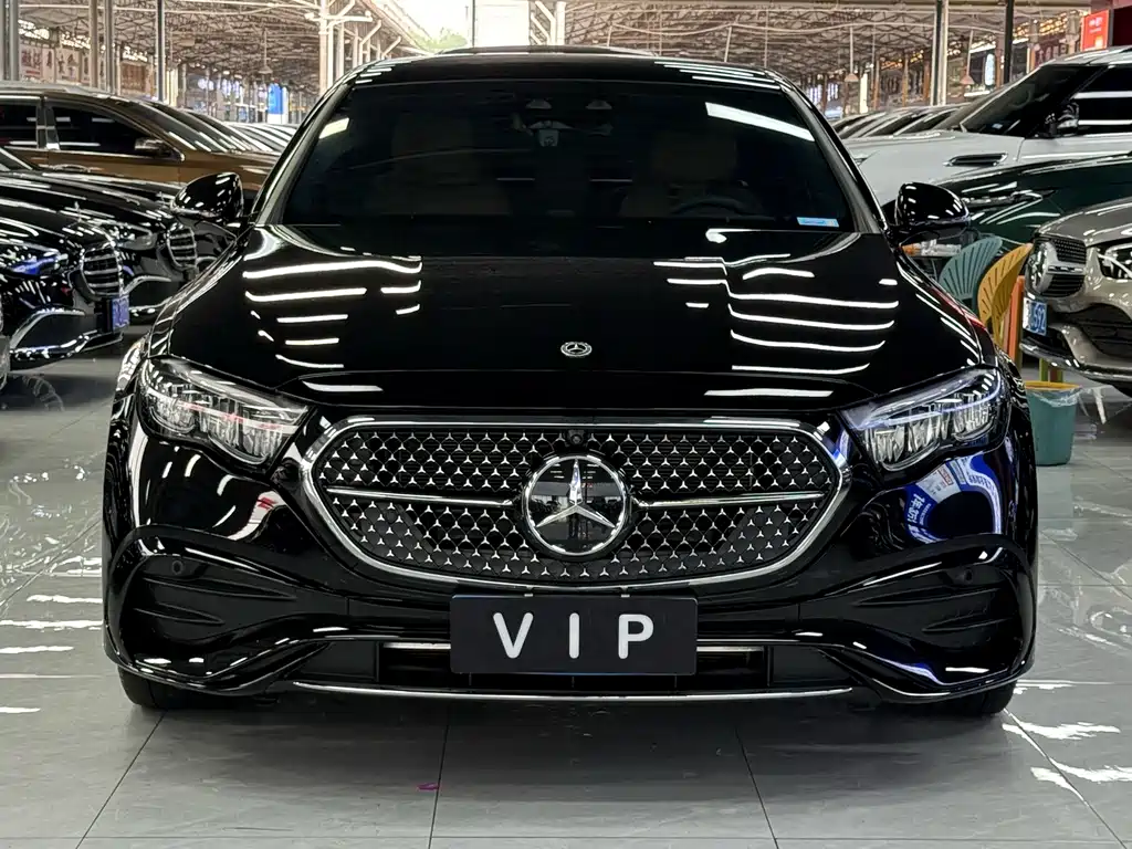 Mercedes-Benz E-Class — миниатюра 2