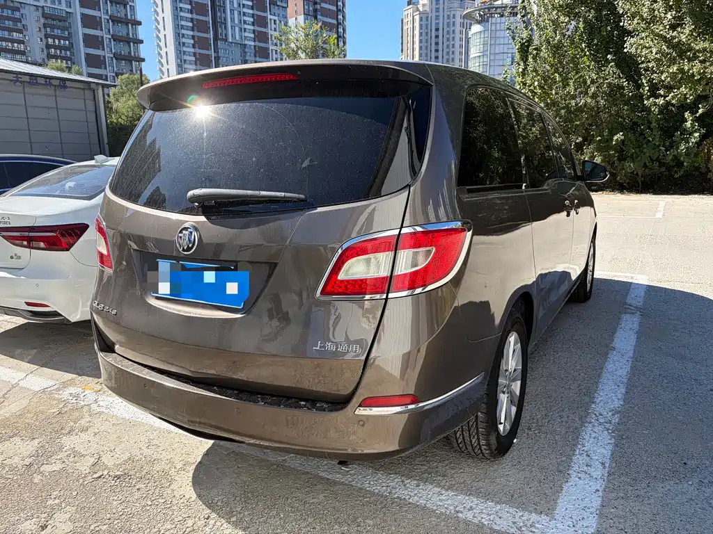 Buick GL8 — миниатюра 4