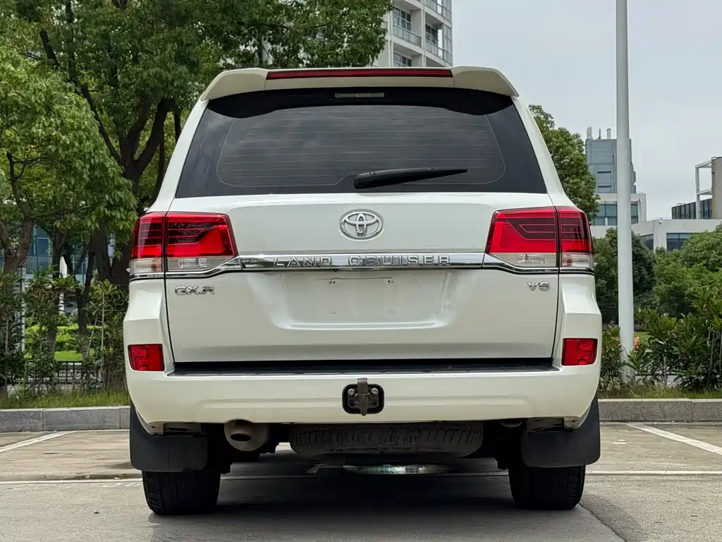 Toyota Land Cruiser 2016 4.0L AT