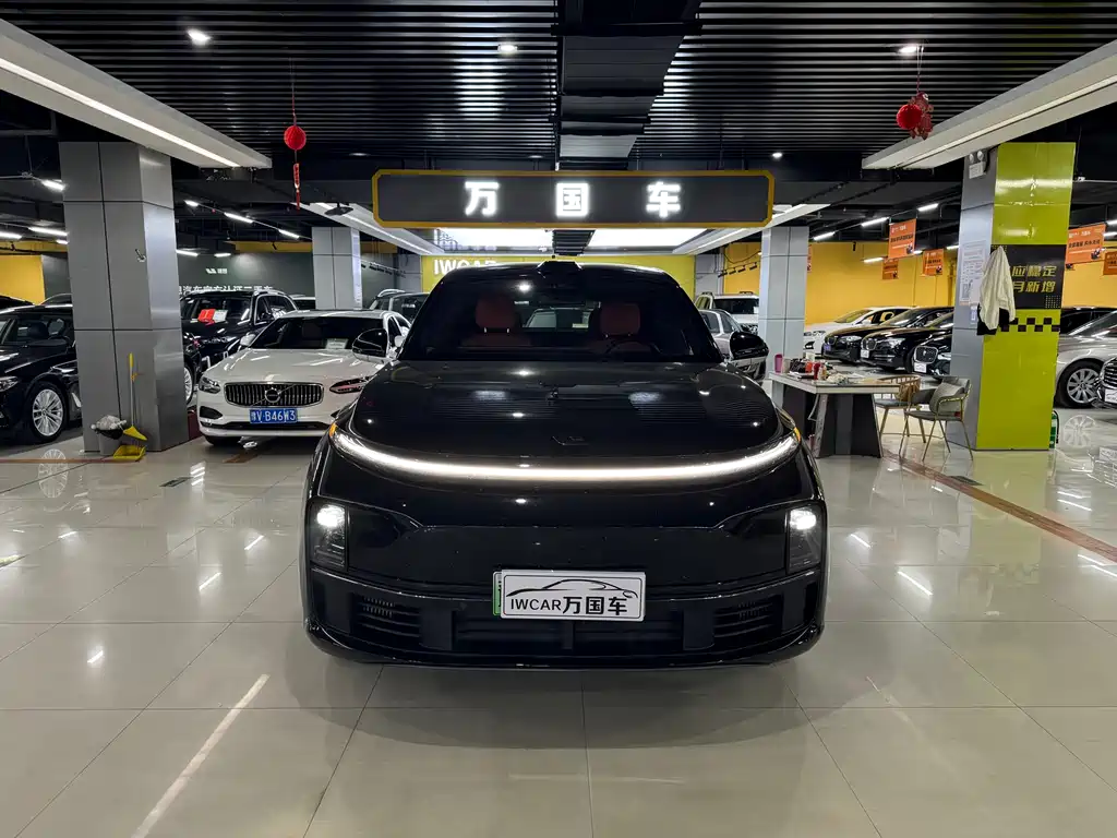 Li Auto Li L7 2025