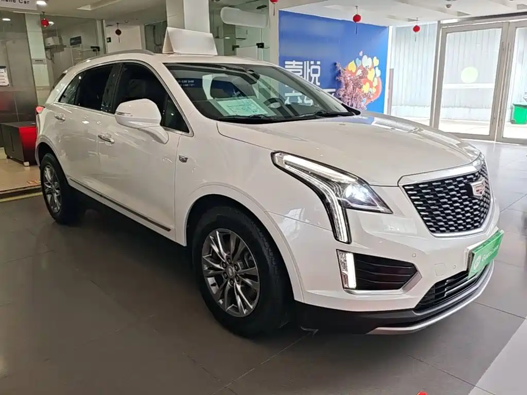 Cadillac XT5 — миниатюра 4