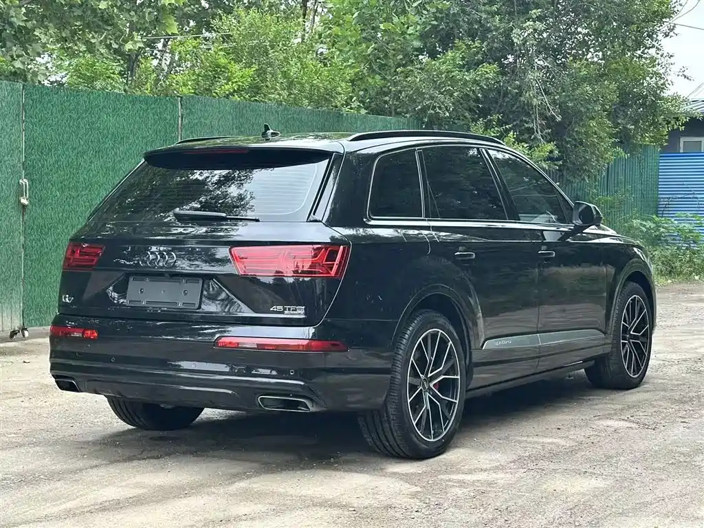 Audi Q7 2019 45 TFSI Comfort