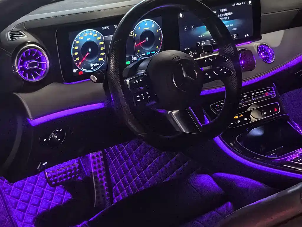 Mercedes-Benz E-Class (Import) — миниатюра 5