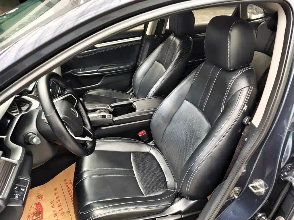 Honda Civic — миниатюра 7